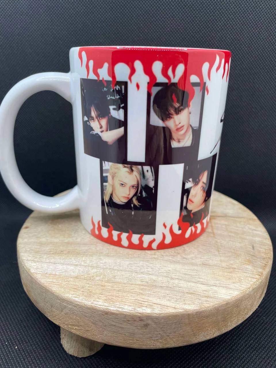 ☕ Mug en Céramique – Stray Kids 🧭❤️